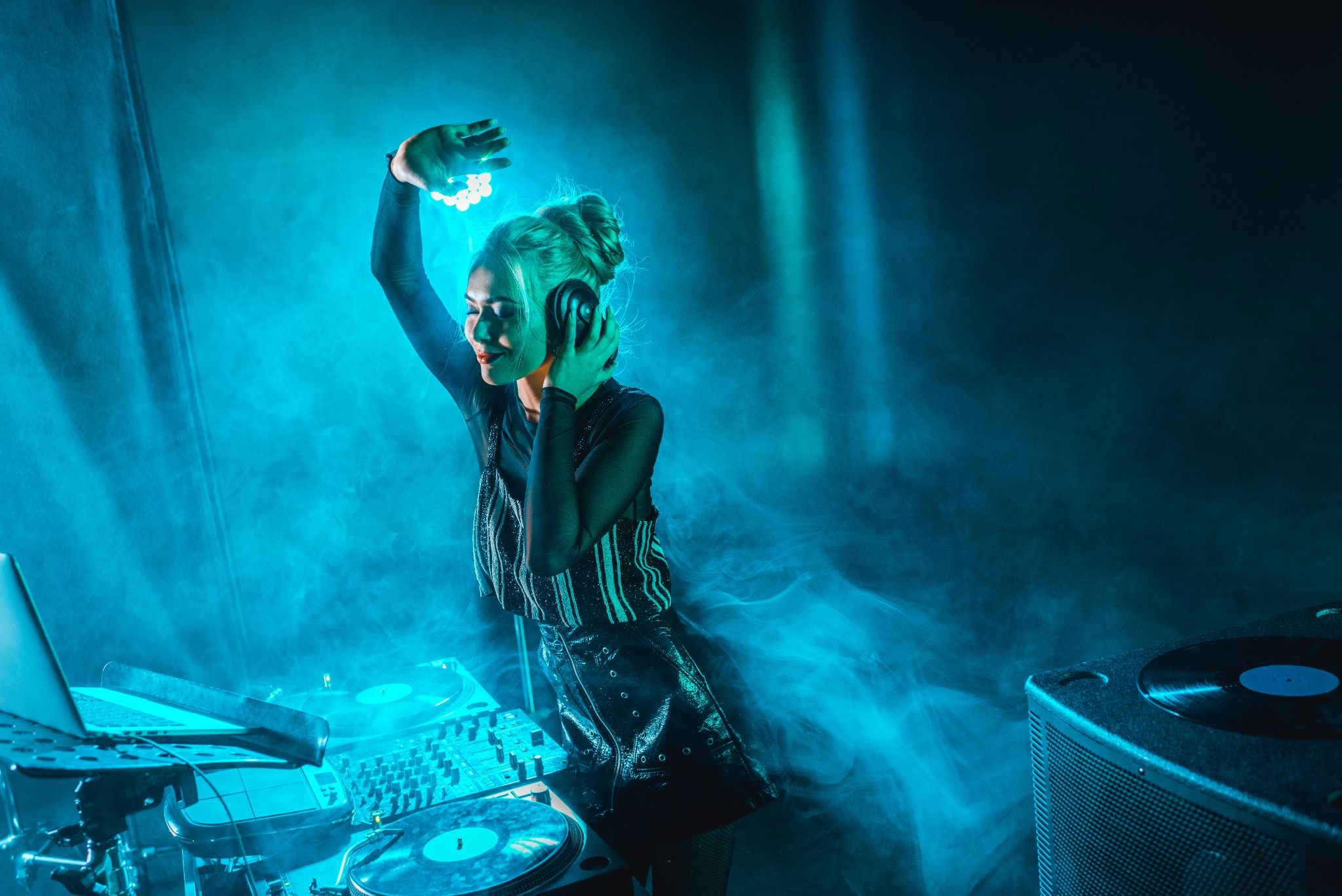 dark electronic music fusion